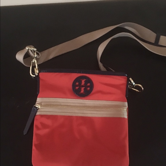 Tory Burch Crossbag - Picture 2 of 4
